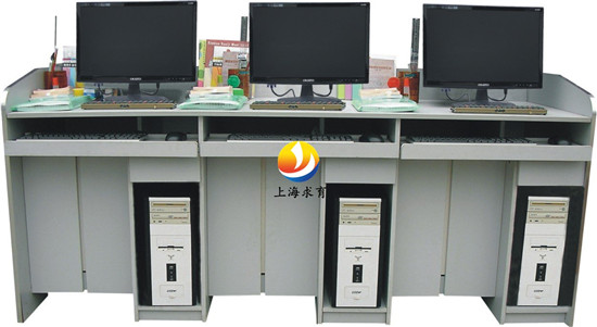 豪华2型电算化模拟实验室