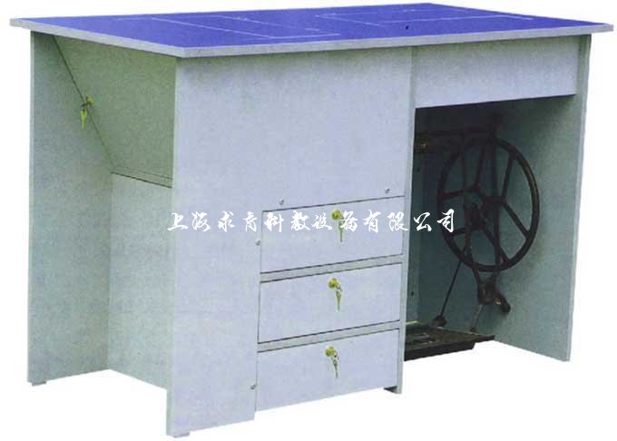 中小学劳技教育系列分组操作台