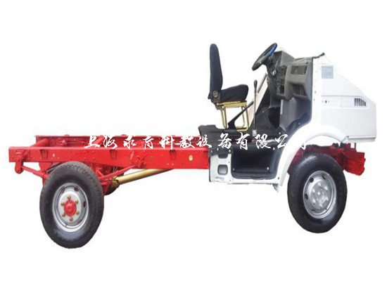 依维柯汽车综合底盘解剖模型QY-QCSW123(图1)