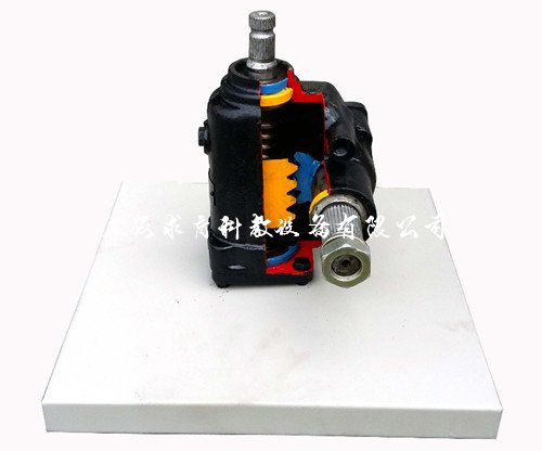 蜗轮蜗杆式转向器解剖模型