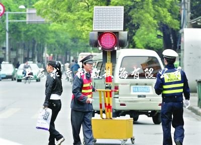 上海求育教学 www.mmaan.com 驾校考试交通信号灯